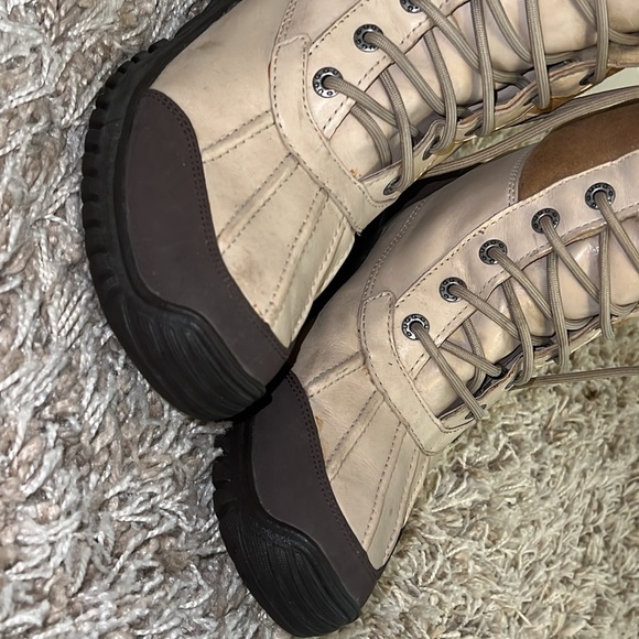 UGG ADIRONDACK II SAND Bella WATERPROOF SHORT Boot US 9 - Picture 5 of 6
